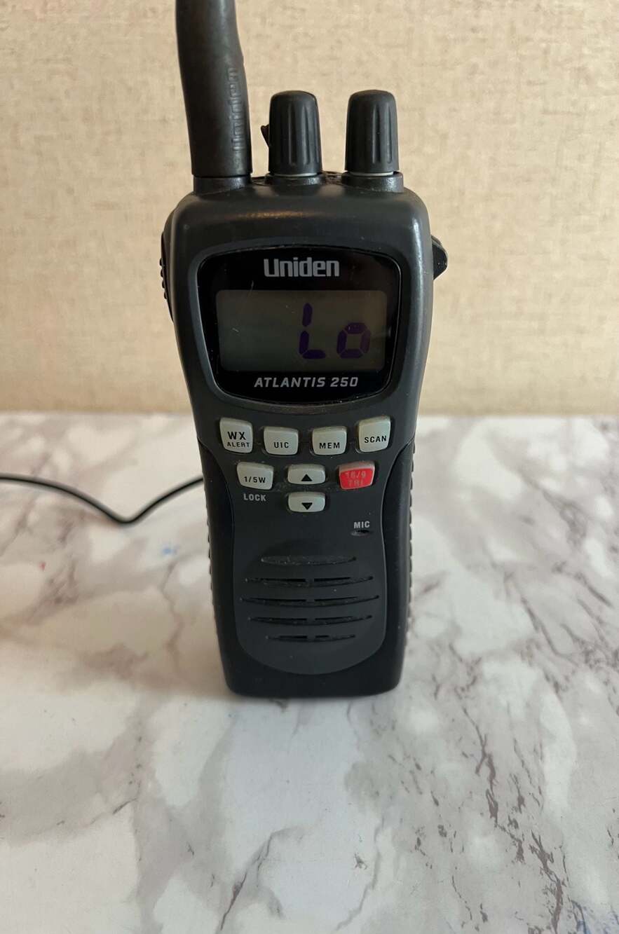 Uniden Atlantis 250 Handheld Marine VHF Radio with Mic and Cradle